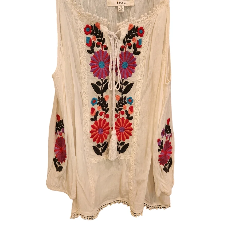 NWOT LF Boutique Off-Shoulder Floral Tie-Front Flowing Top - Picture 2 of 10